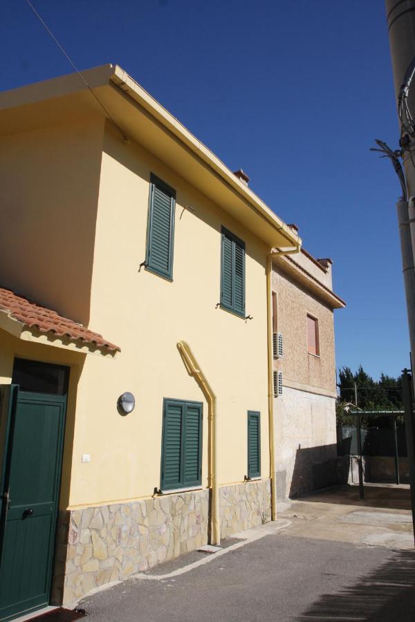 La Casa Gialla เทรเบีย ภายนอก รูปภาพ